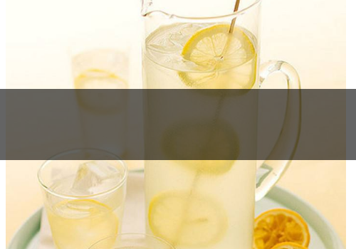 檸檬水喝熱的好還是冷的好-喝熱的會變黑嗎-1 檸檬水喝熱的好還是冷的好-喝熱的會變黑嗎-1