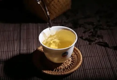 答應(yīng)我 晚飯后喝一杯普洱茶好嗎？