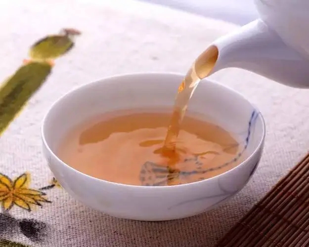 普洱茶越喝越餓？喝普洱茶真能刮油嗎？