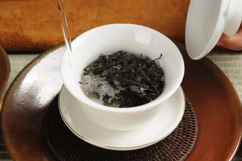 普洱茶怎么泡？原來熟茶和生茶泡法不一樣，浪費了多少茶葉