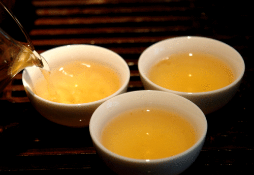 普洱茶的湯色為何是這樣的？