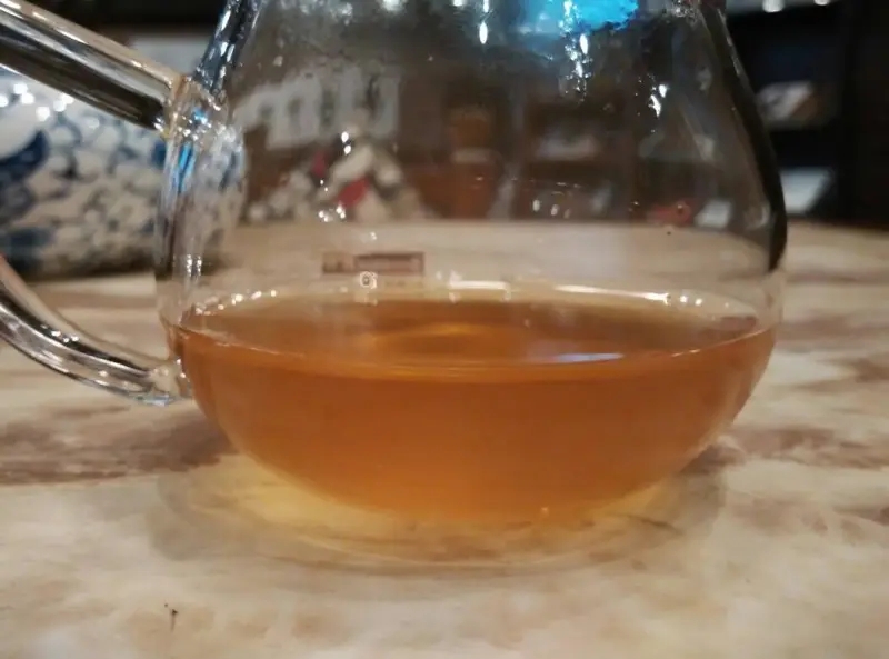 普洱茶湯冷卻后為何會變渾濁？