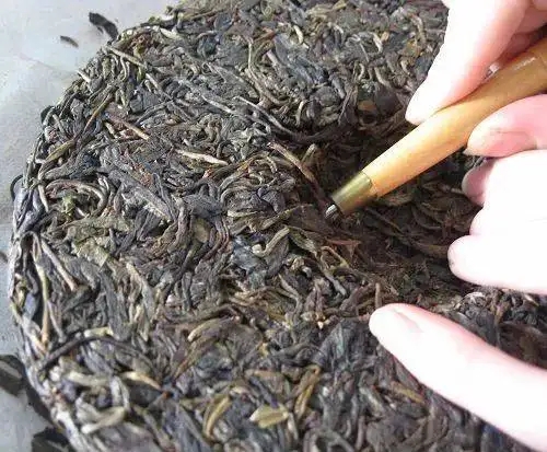 劣質(zhì)普洱茶的常見(jiàn)缺陷，抓住這三個(gè)特征，拒絕劣質(zhì)茶！