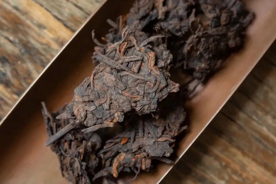 普洱熟茶可轉(zhuǎn)化多久？四個(gè)維度、四個(gè)時(shí)間段，演繹熟普”從女孩到女人”的蛻變