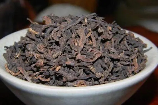 喝普洱，中期茶綜合性價(jià)比高